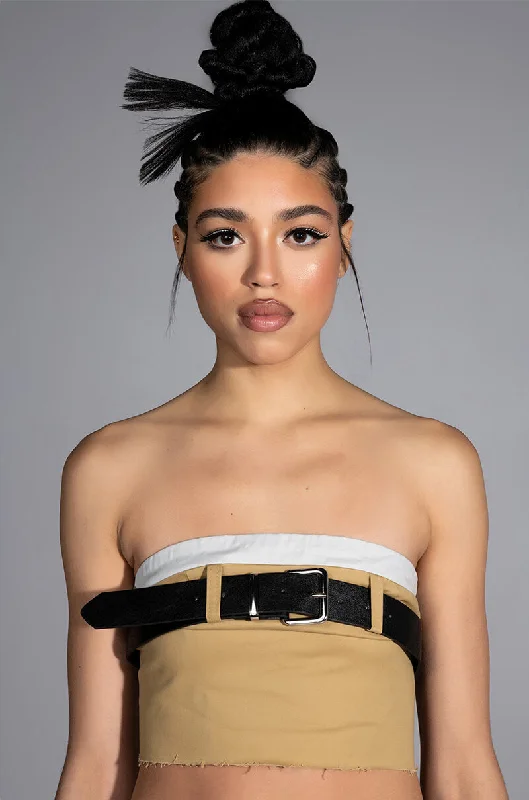 KISSES BELTED CROP TOP