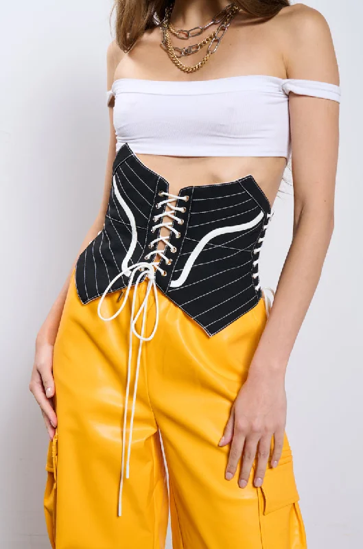 SKATER CHIC LACE UP BELT