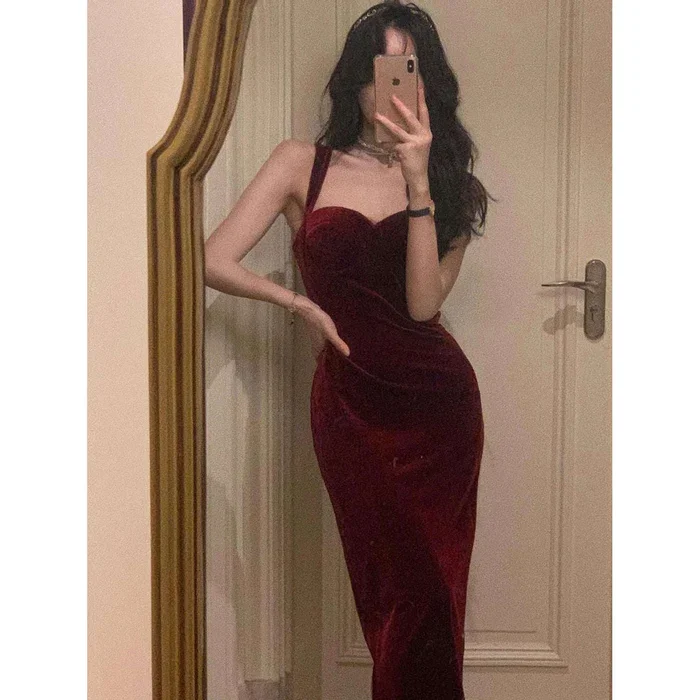 New Summer Women Vintage Sleeveless Velvet Dress Female Spaghetti Strap Sexy Bodycon Dress Ladies Elegant Evening Dress Y1654