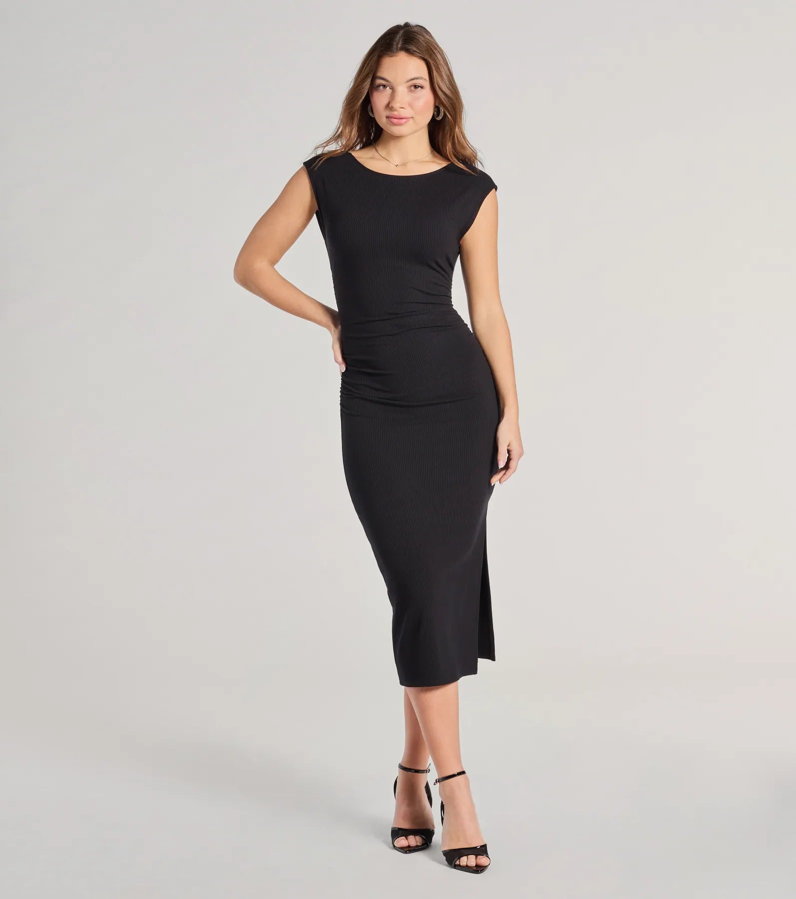 Many Admirers Open Back Bodycon Midi Dress