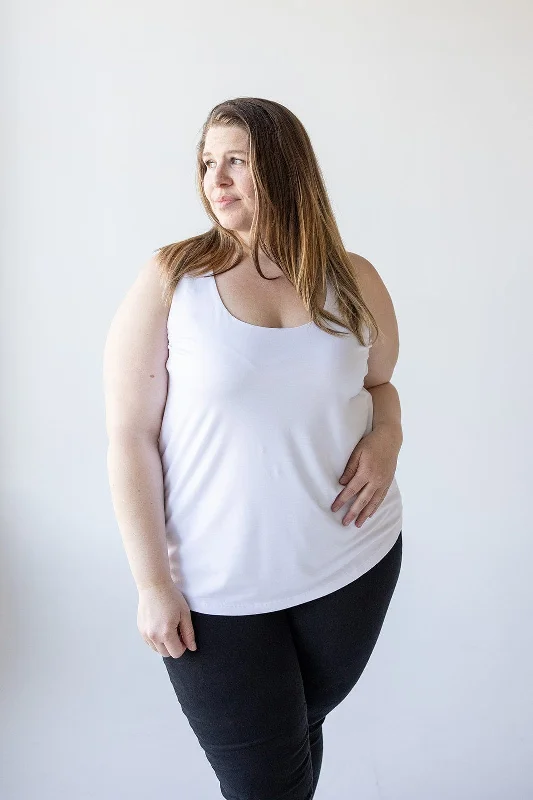 ROUND NECK CAREER TANK IN OFF WHITE