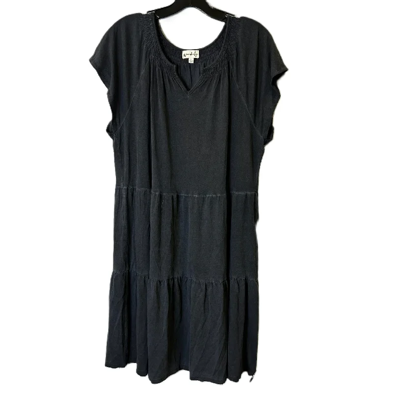 Dress Casual Short By Wonderly In Black, Size: L